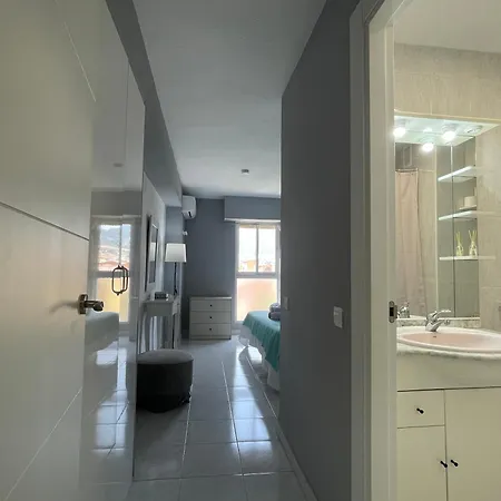 Moderno A 1km De La Playa De Apartment Benalmádena